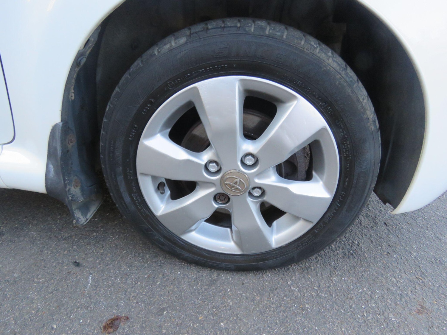 Used Toyota AYGO 2011 for sale - 77769780: Photo 25