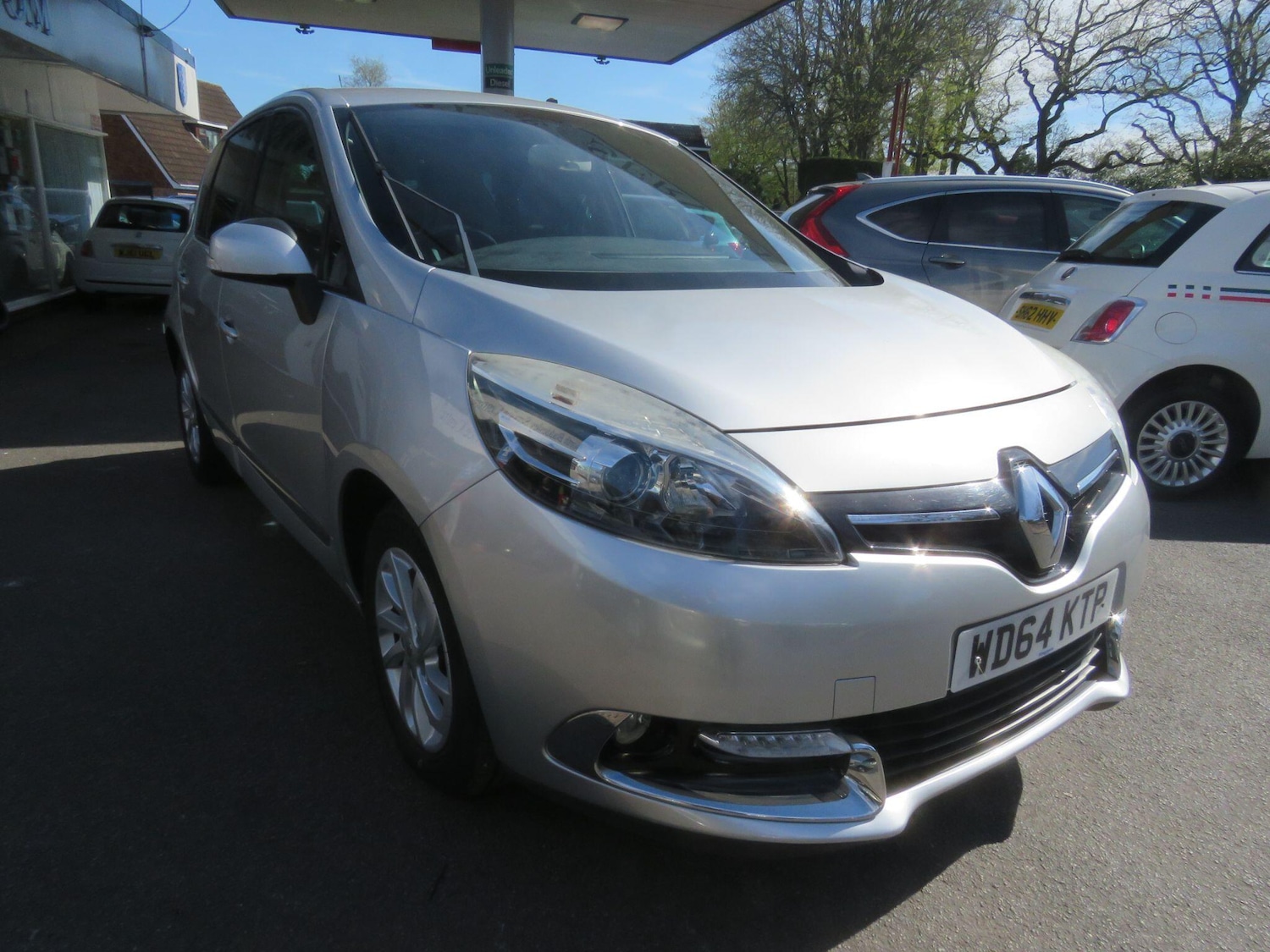 Used Renault Scenic 2015 for sale - 78157249: Photo 2