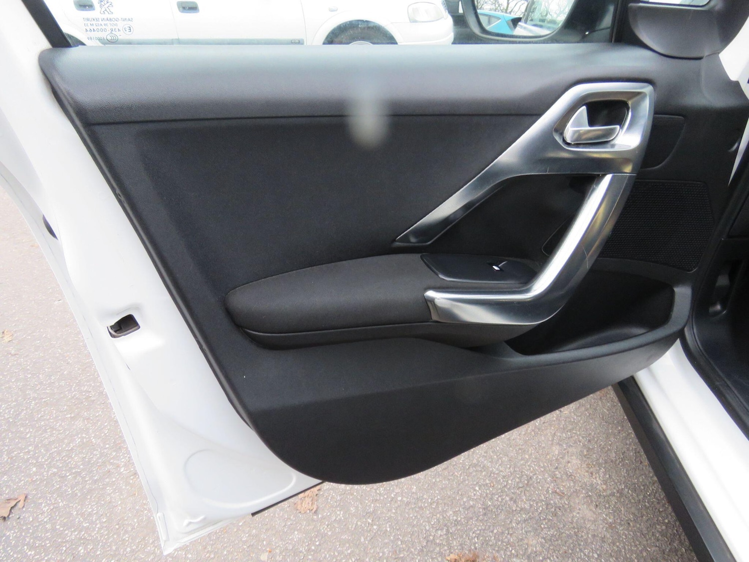 Used Peugeot 2008 2016 for sale - 77586519: Photo 24