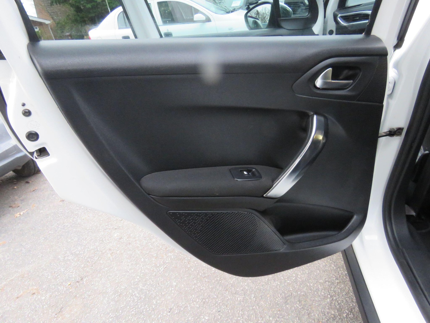 Used Peugeot 2008 2016 for sale - 77586519: Photo 25