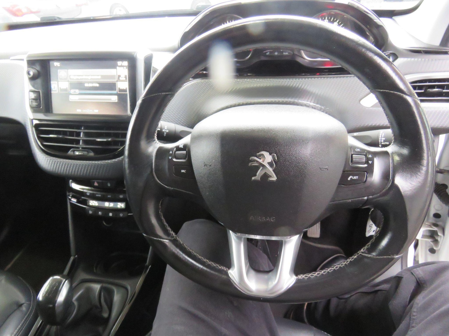 Used Peugeot 2008 2016 for sale - 77586519: Photo 52