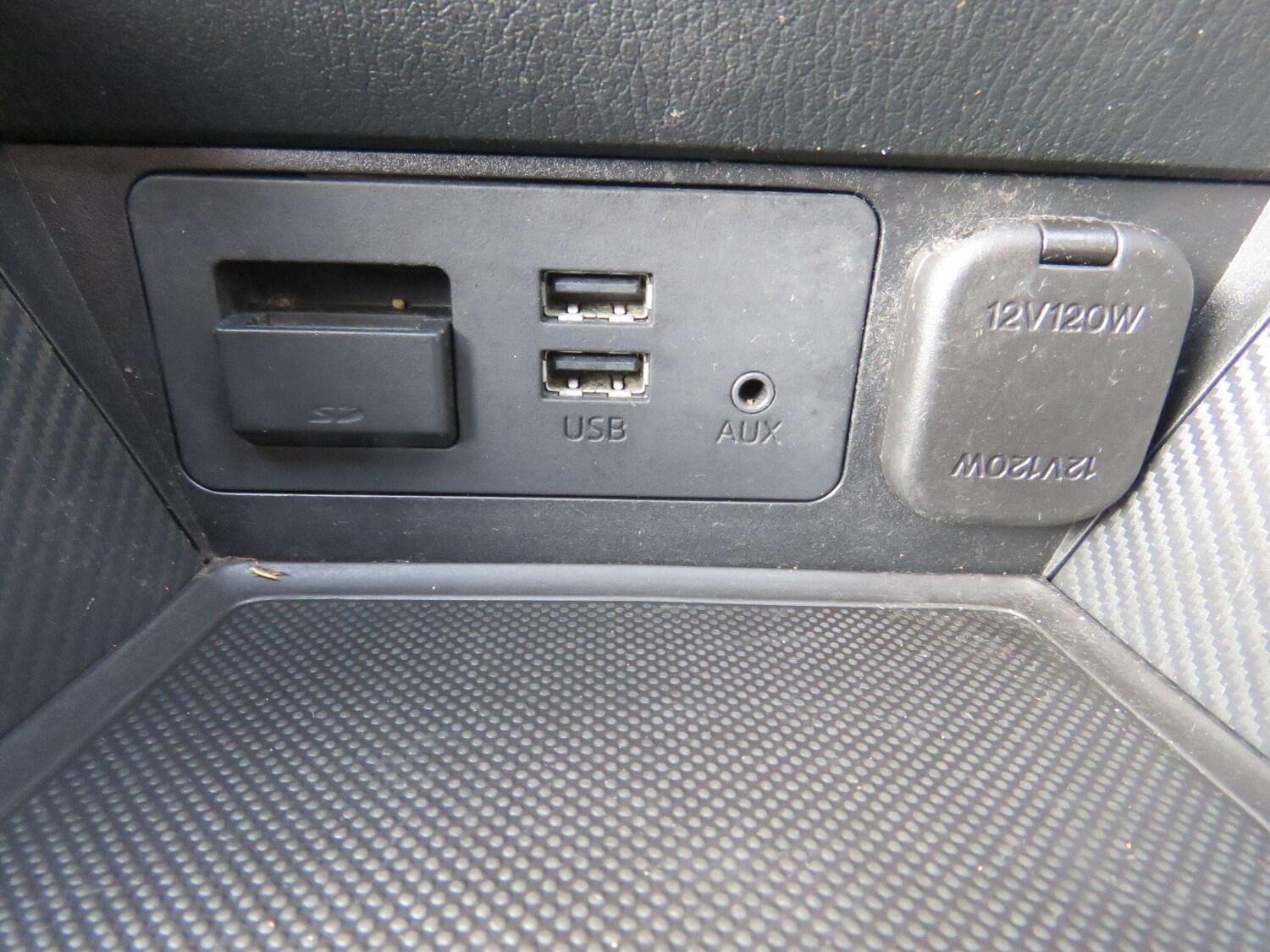 Used Mazda Mazda2 2016 for sale - 77495839: Photo 55