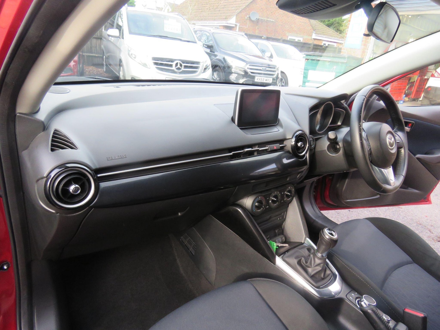 Used Mazda Mazda2 2016 for sale - 77495839: Photo 6