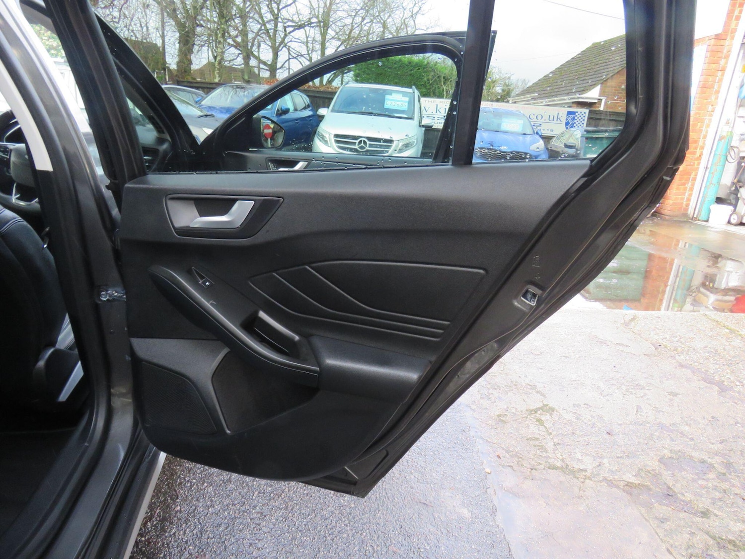 Used Ford Focus for sale - 77290922: Photo 32