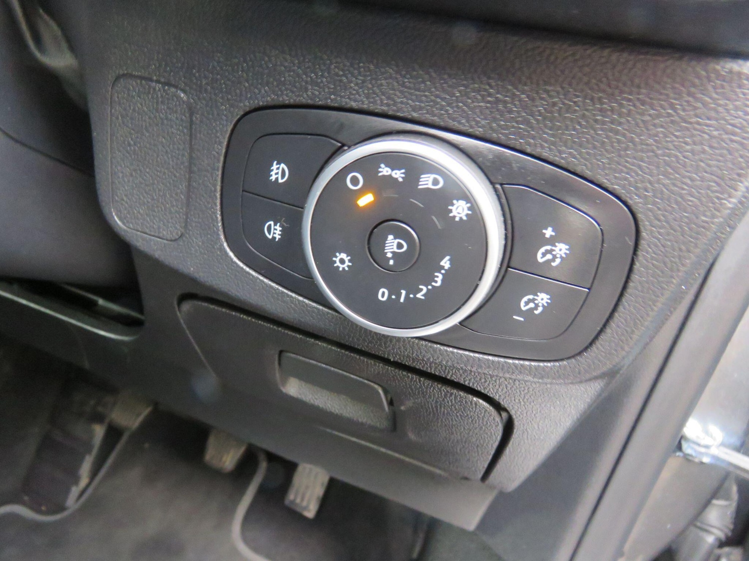 Used Ford Focus for sale - 77290922: Photo 37