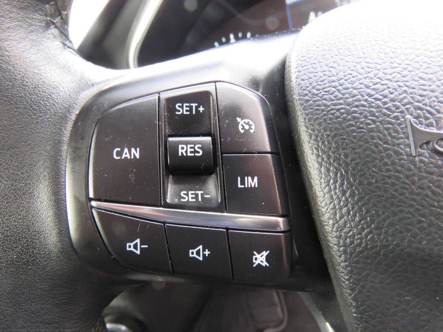 Used Ford Focus for sale - 77290922: Photo 40