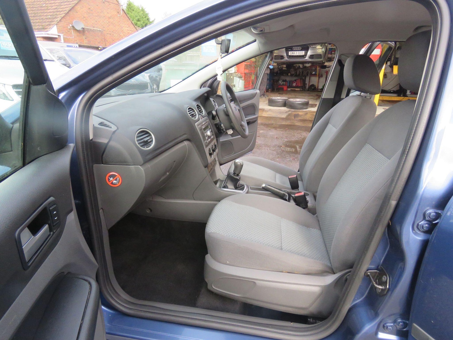 Used Ford Focus 2005 for sale - 77537782: Photo 7