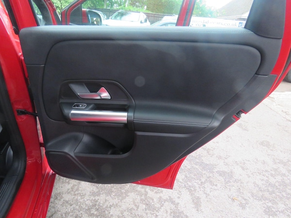 Used Mercedes-Benz B-Class 2019 for sale - 71263250: Photo 16