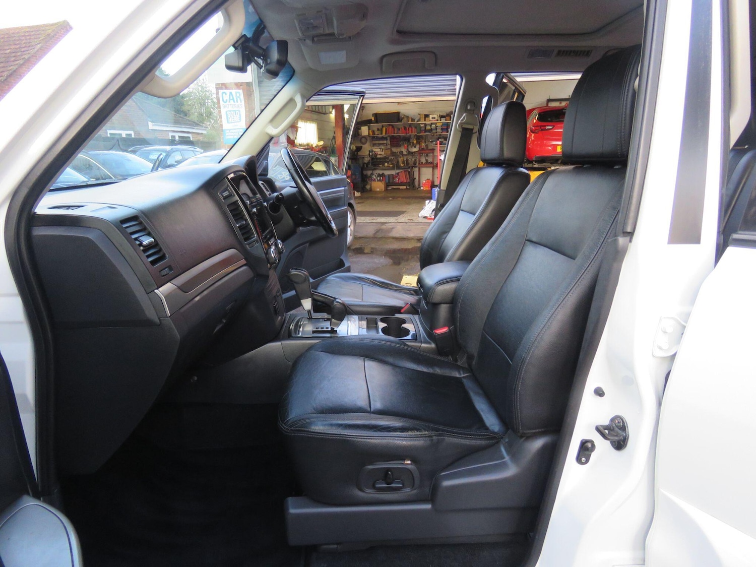 Used Mitsubishi Shogun 2017 for sale - 77696225: Photo 22