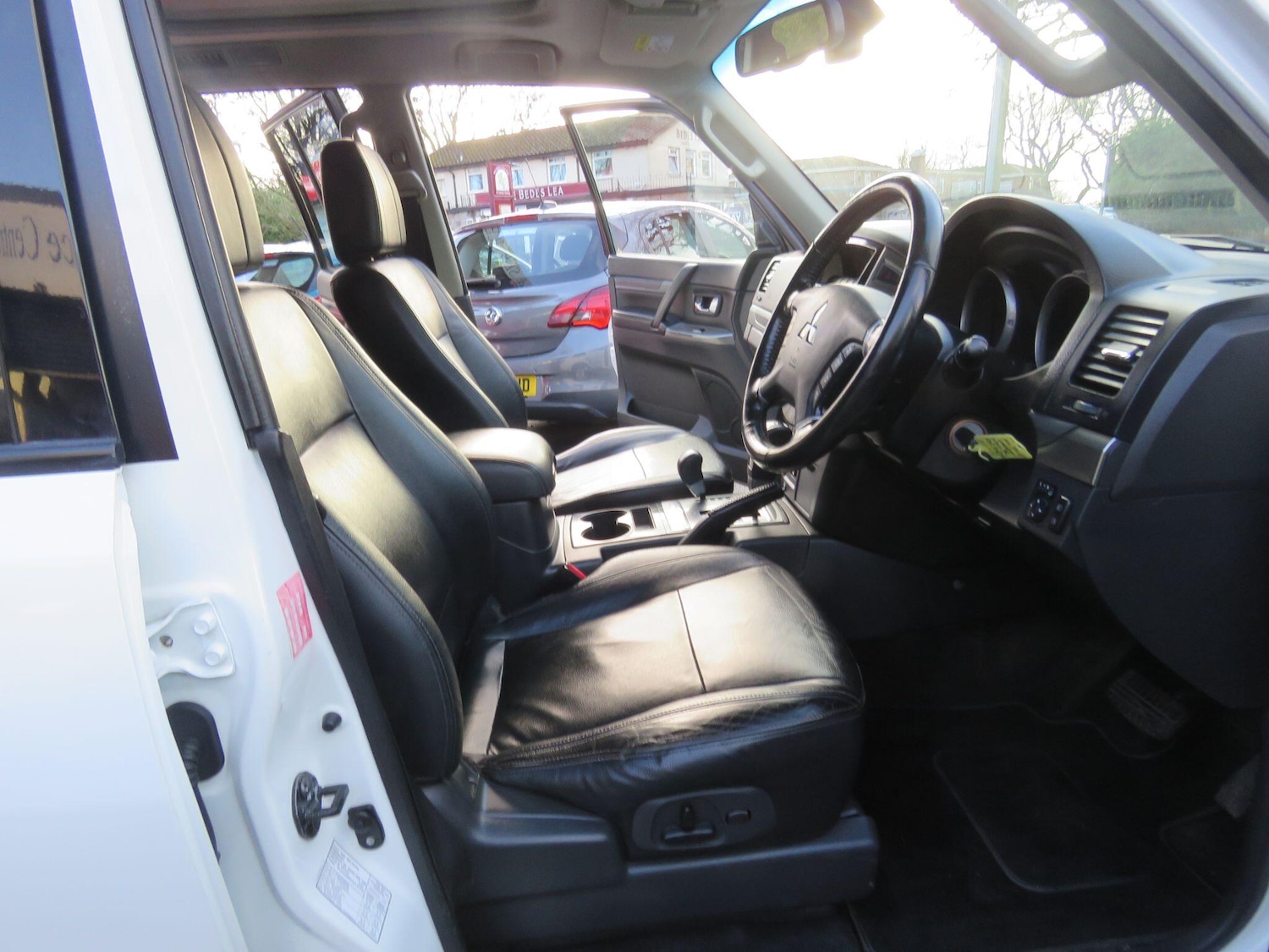 Used Mitsubishi Shogun 2017 for sale - 77696225: Photo 31