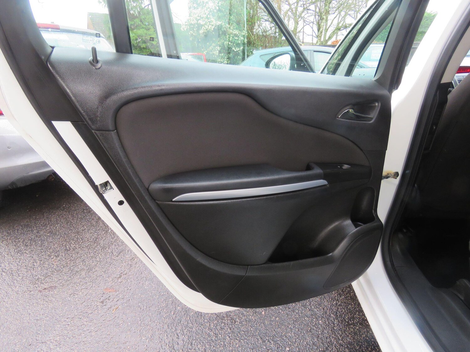 Used Vauxhall Zafira 2015 for sale - 77495990: Photo 14