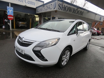 Vauxhall Zafira Tourer feature image