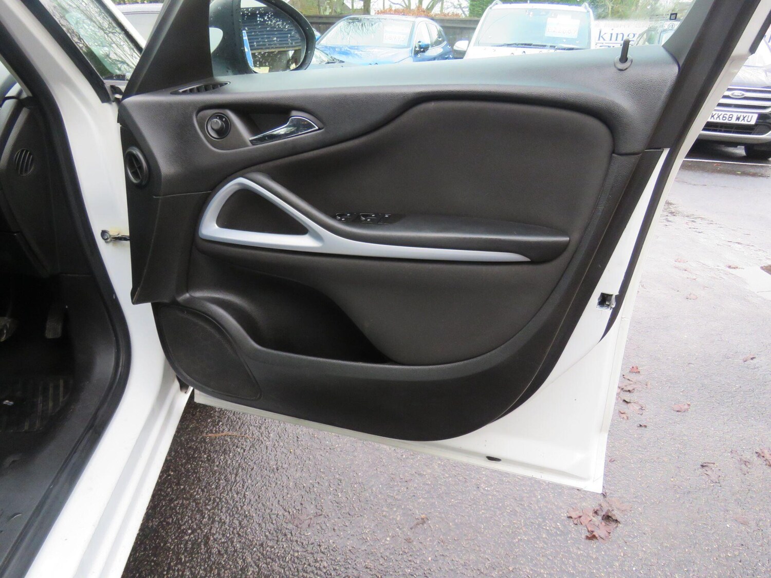 Used Vauxhall Zafira 2015 for sale - 77495990: Photo 27