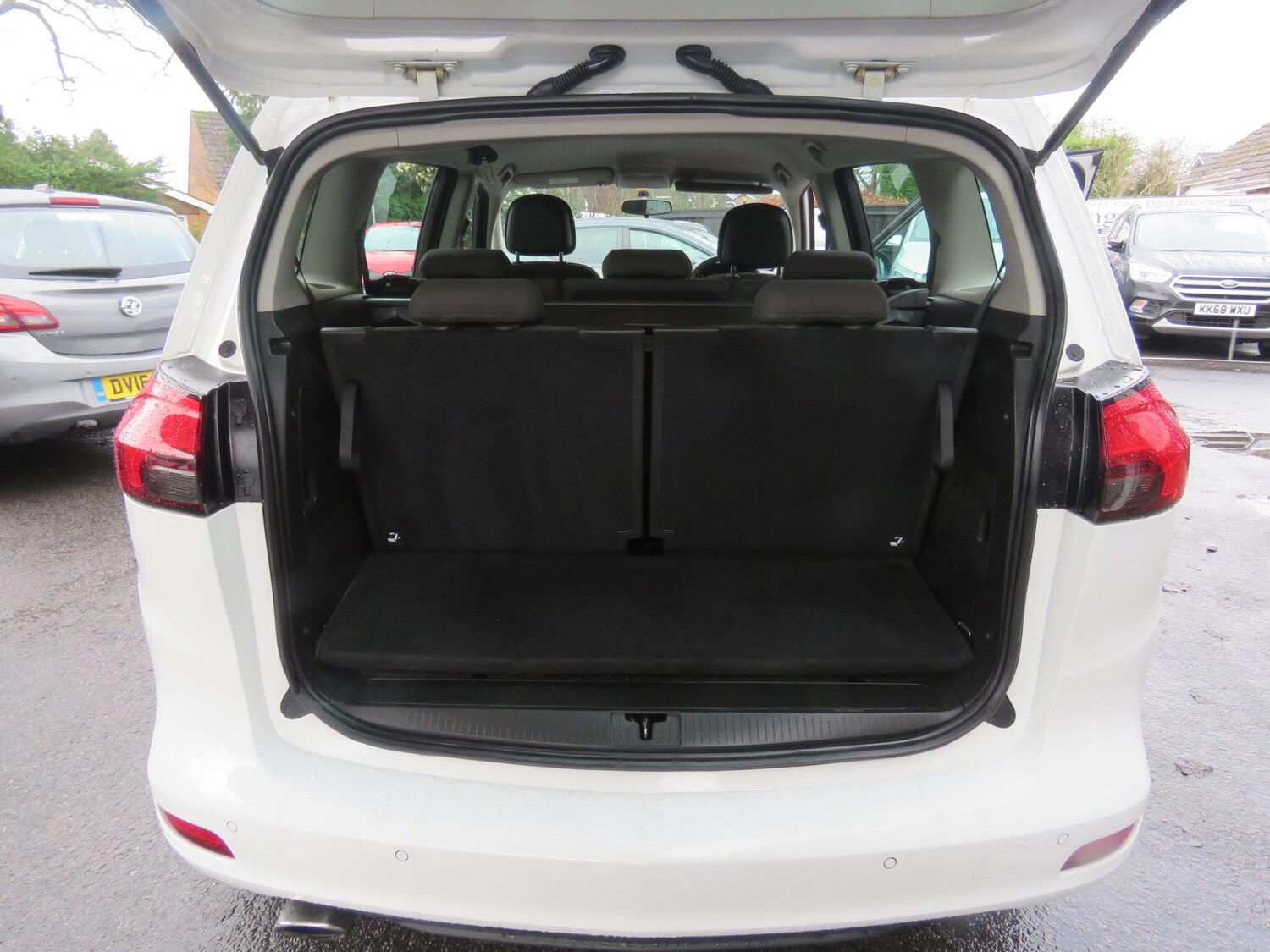 Used Vauxhall Zafira 2015 for sale - 77495990: Photo 35