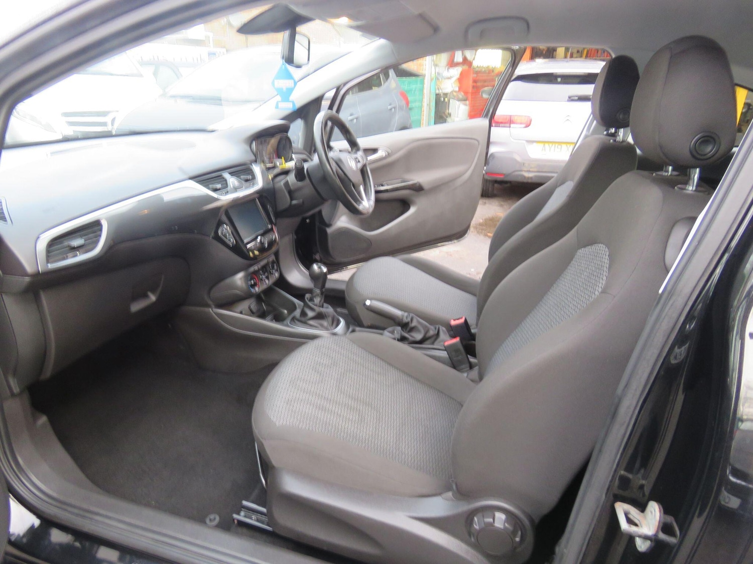 Used Vauxhall Corsa 2017 for sale - 77549750: Photo 6