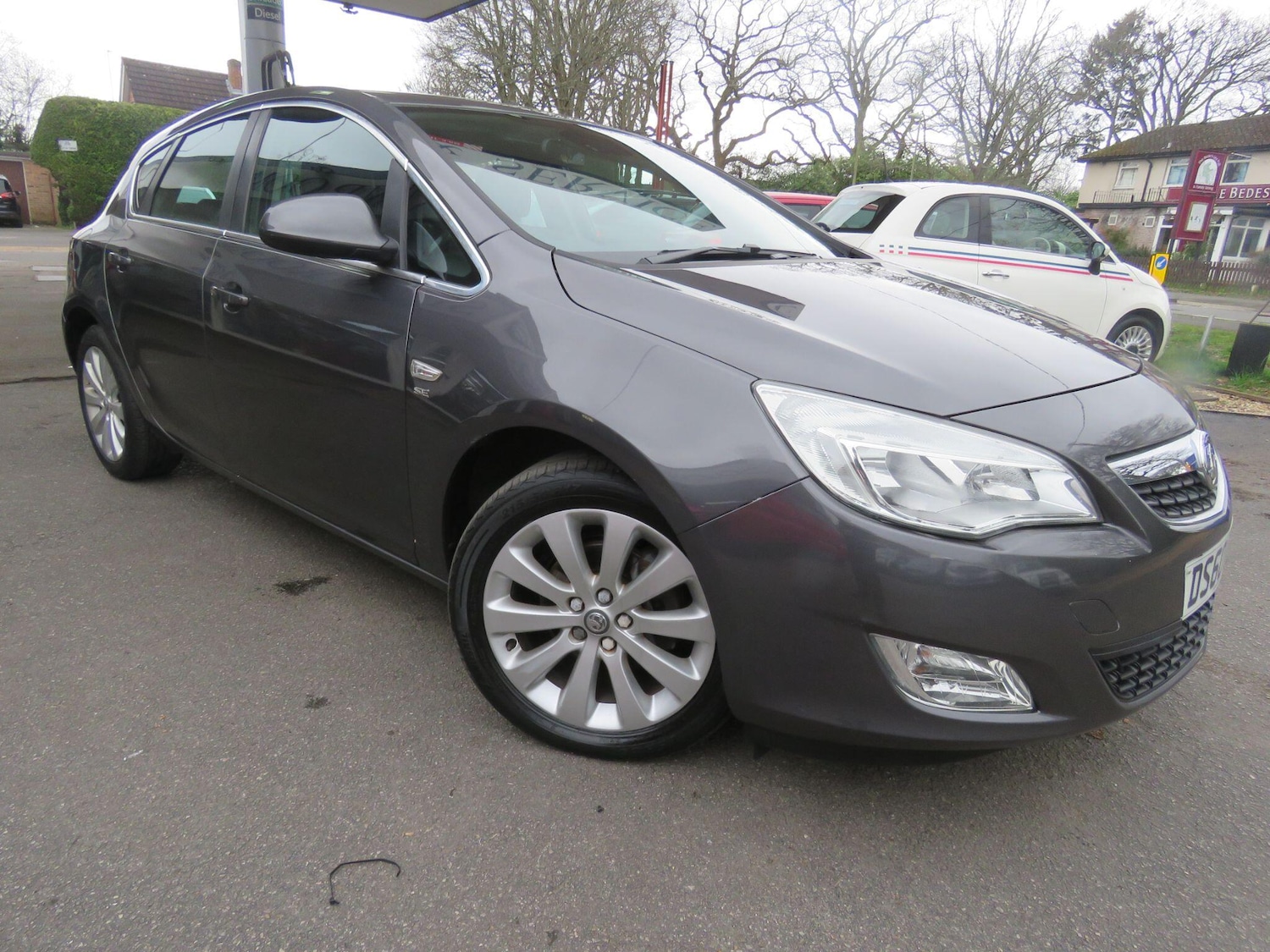 Used Vauxhall Astra for sale - 77908538: Photo 2