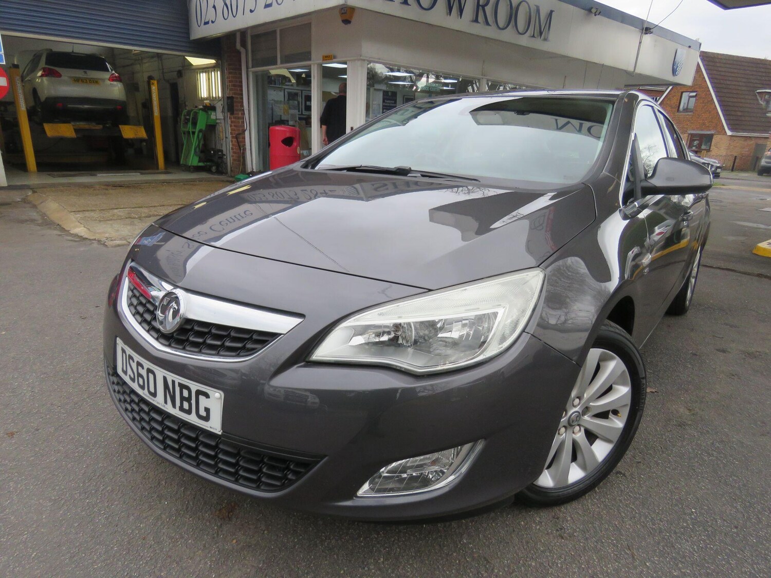 Used Vauxhall Astra for sale - 77908538: Photo 28