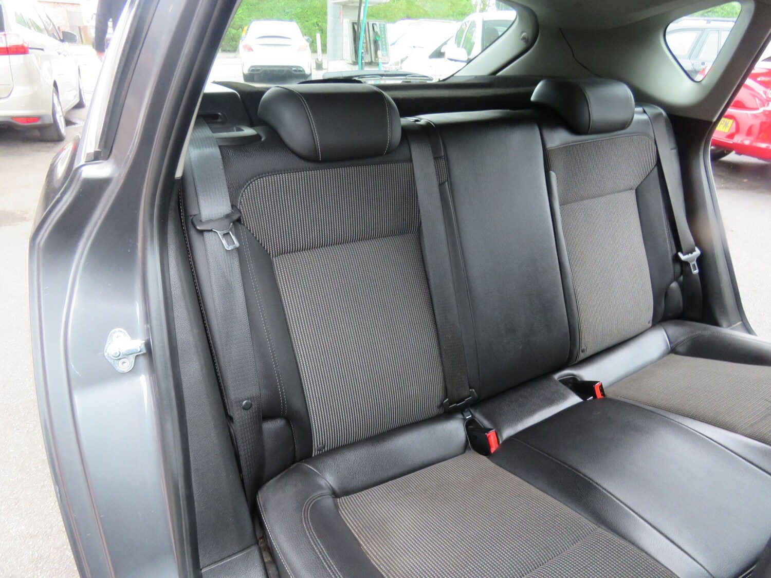 Used Vauxhall Astra for sale - 77908538: Photo 46