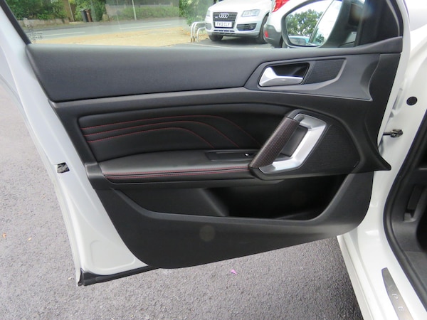 Used Peugeot 308 SW 2017 for sale - 75562717: Photo 21