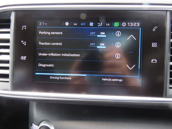 Used Peugeot 308 SW 2017 for sale - 75562717: Photo 65