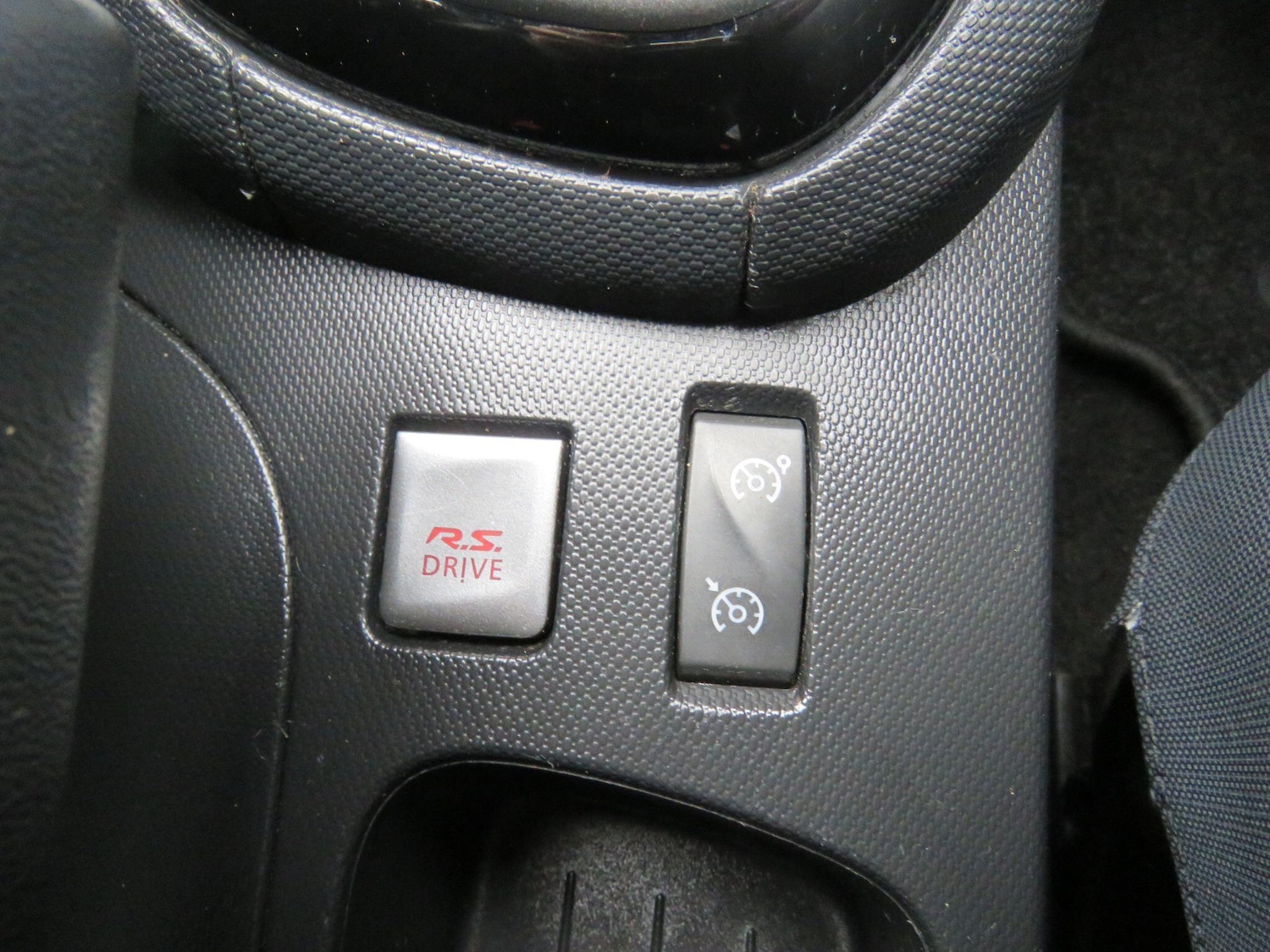 Used Renault Clio for sale - 77809120: Photo 37