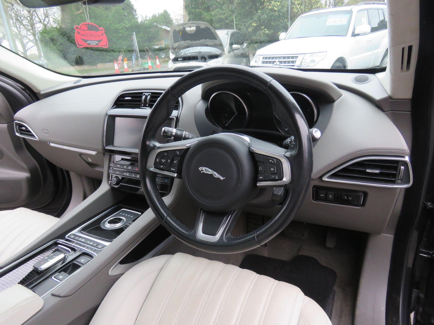 Used Jaguar F-Pace 2020 for sale - 78101051: Photo 40