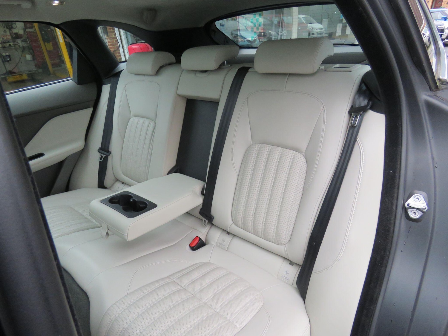 Used Jaguar F-Pace 2020 for sale - 78101051: Photo 5
