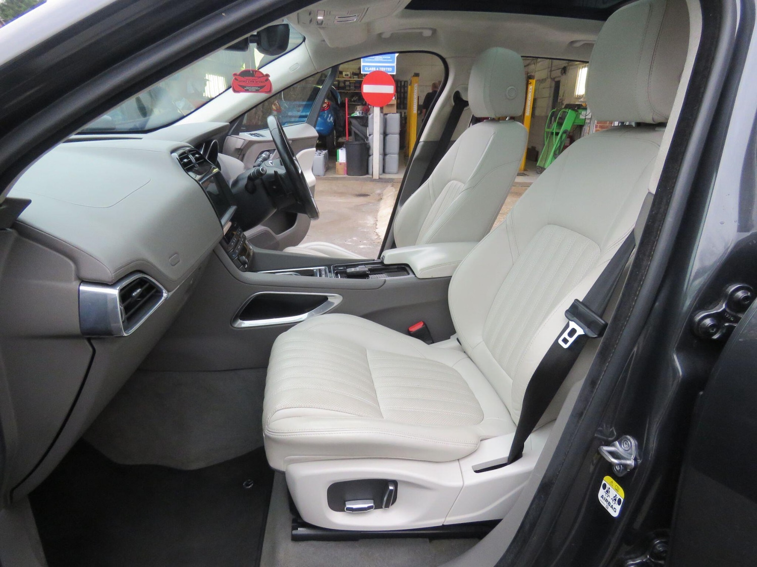 Used Jaguar F-Pace 2020 for sale - 78101051: Photo 57