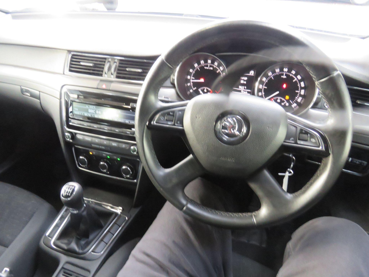 Used Skoda Superb 2015 for sale - 77029346: Photo 78