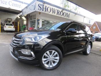 Used Hyundai Santa Fe 2017 for sale - 78318730: Photo