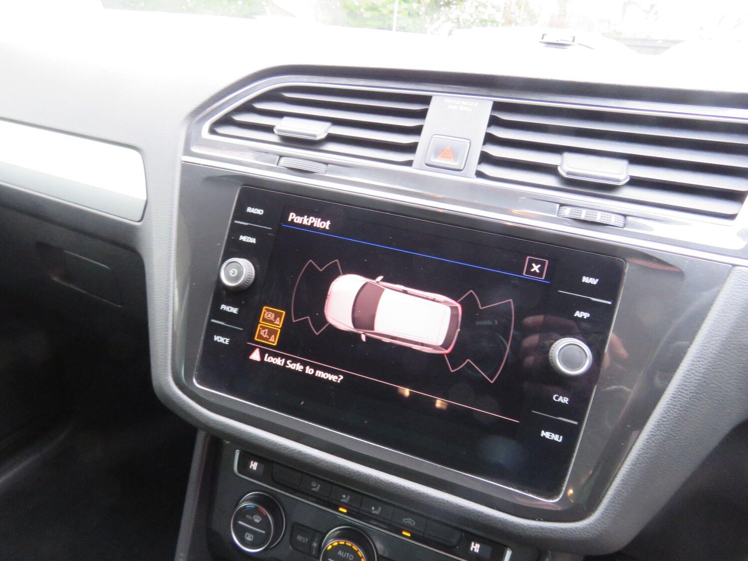 Used Volkswagen Tiguan 2017 for sale - 77455798: Photo 35