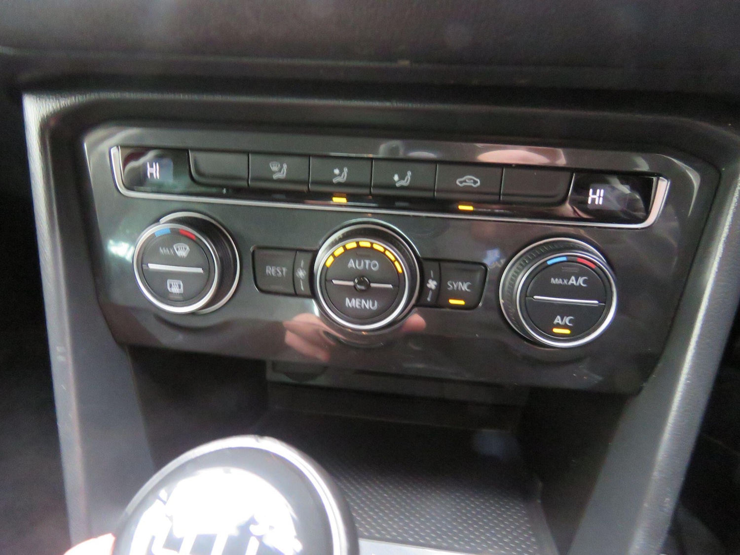 Used Volkswagen Tiguan 2017 for sale - 77455798: Photo 41