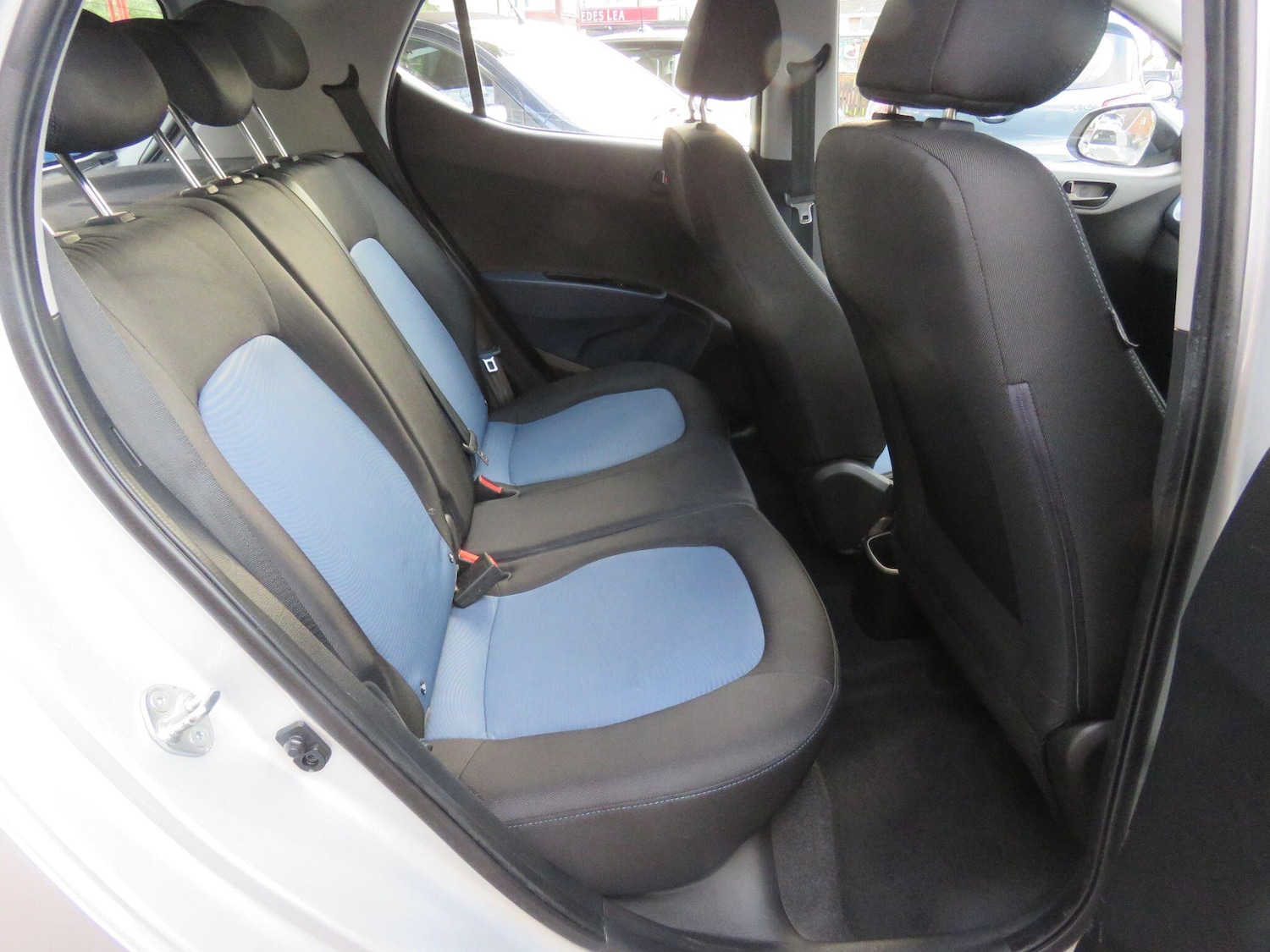 Used Hyundai i10 2014 for sale - 77229254: Photo 12