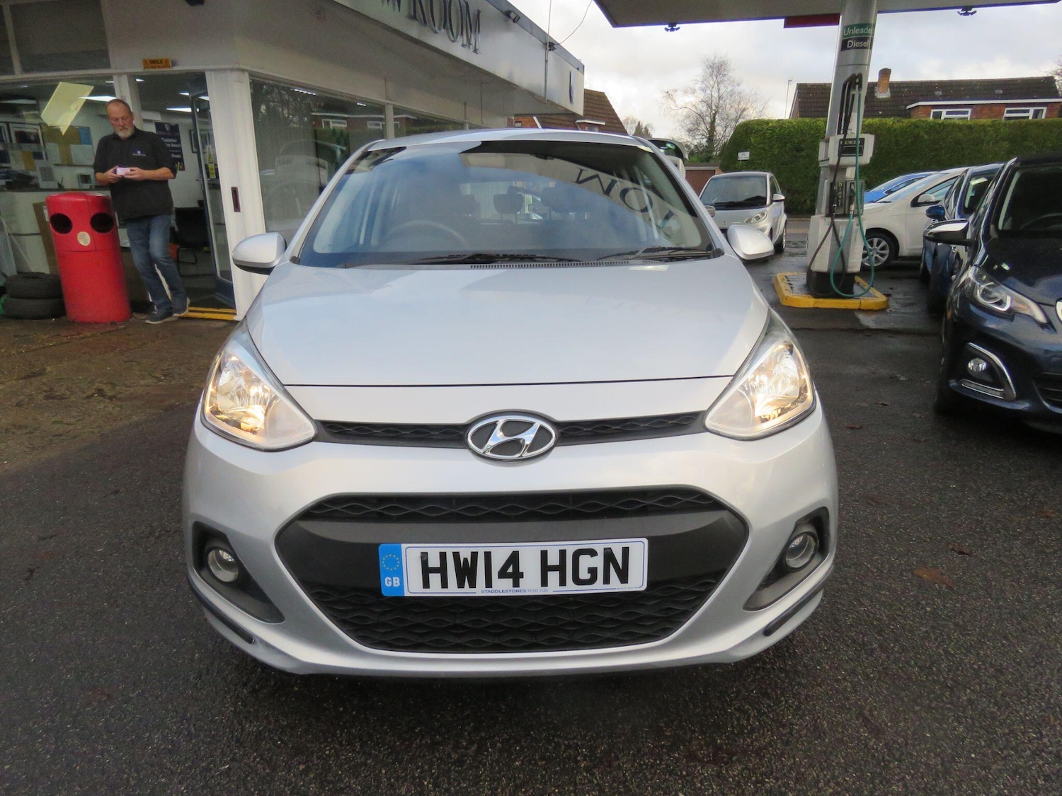 Used Hyundai i10 2014 for sale - 77229254: Photo 2