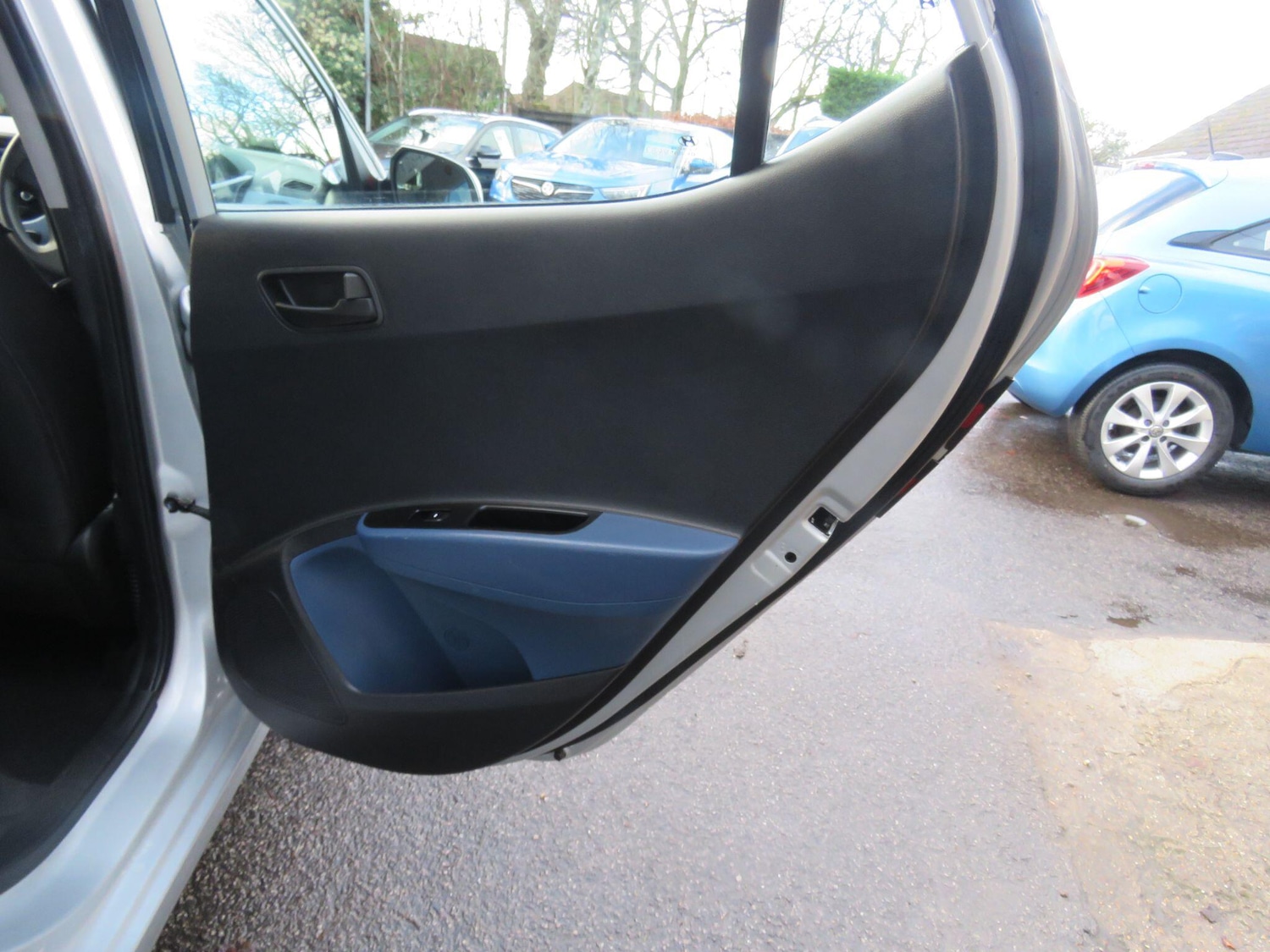 Used Hyundai i10 2014 for sale - 77229254: Photo 21