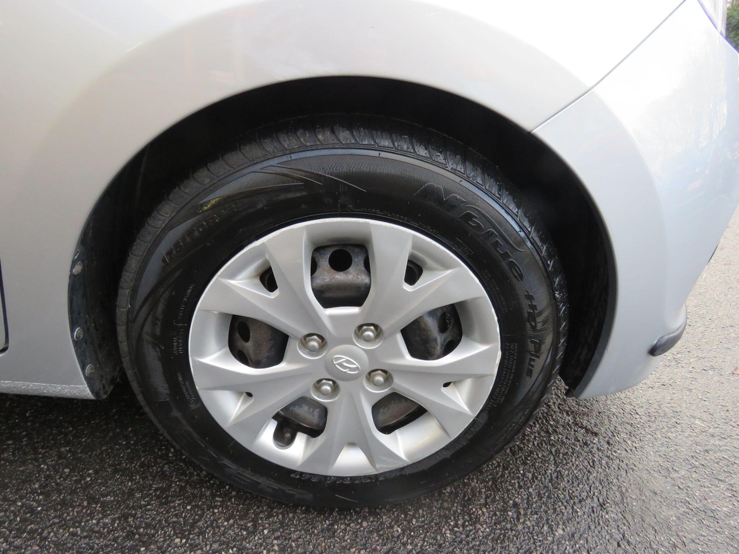 Used Hyundai i10 2014 for sale - 77229254: Photo 25