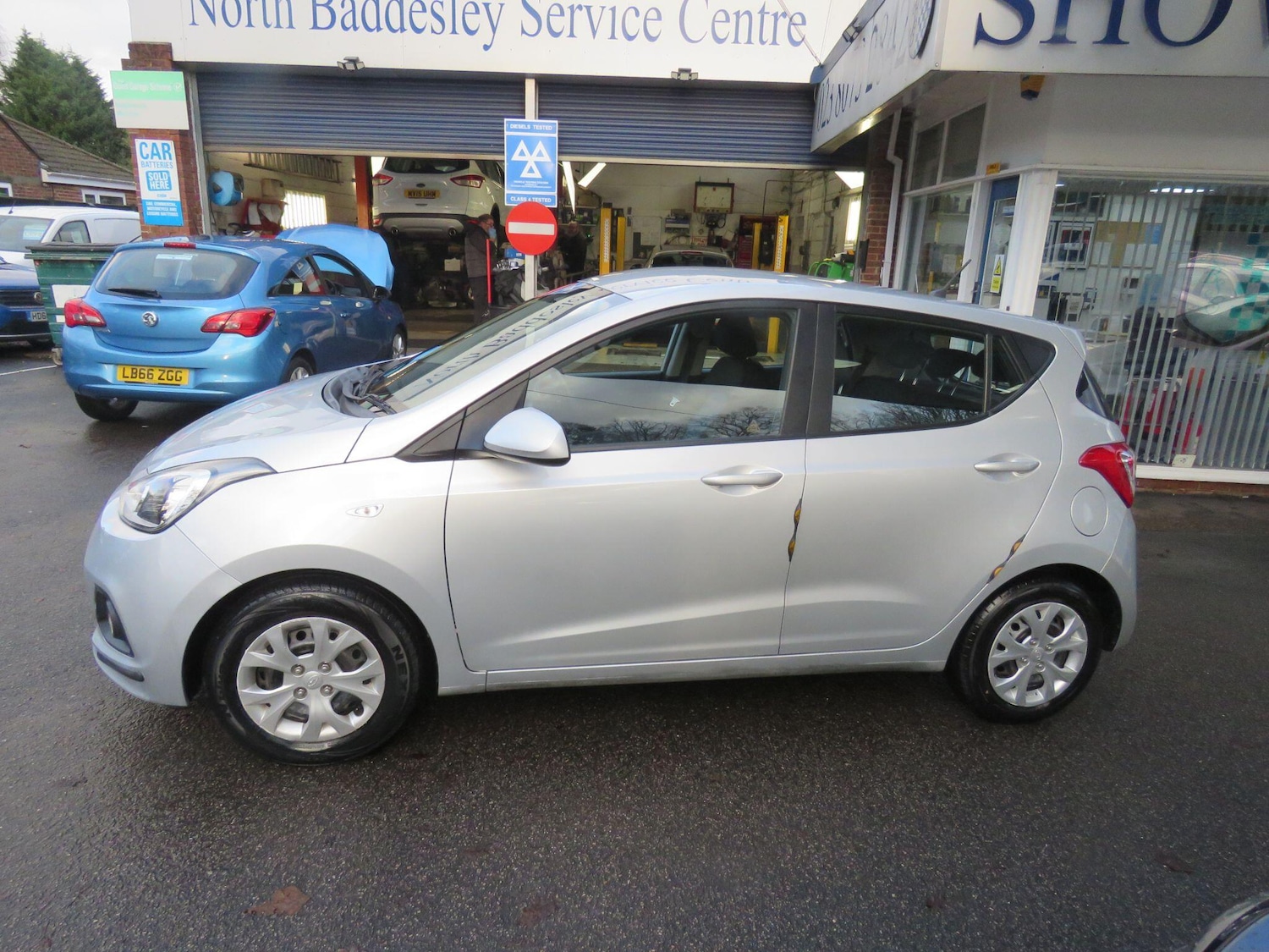 Used Hyundai i10 2014 for sale - 77229254: Photo 6
