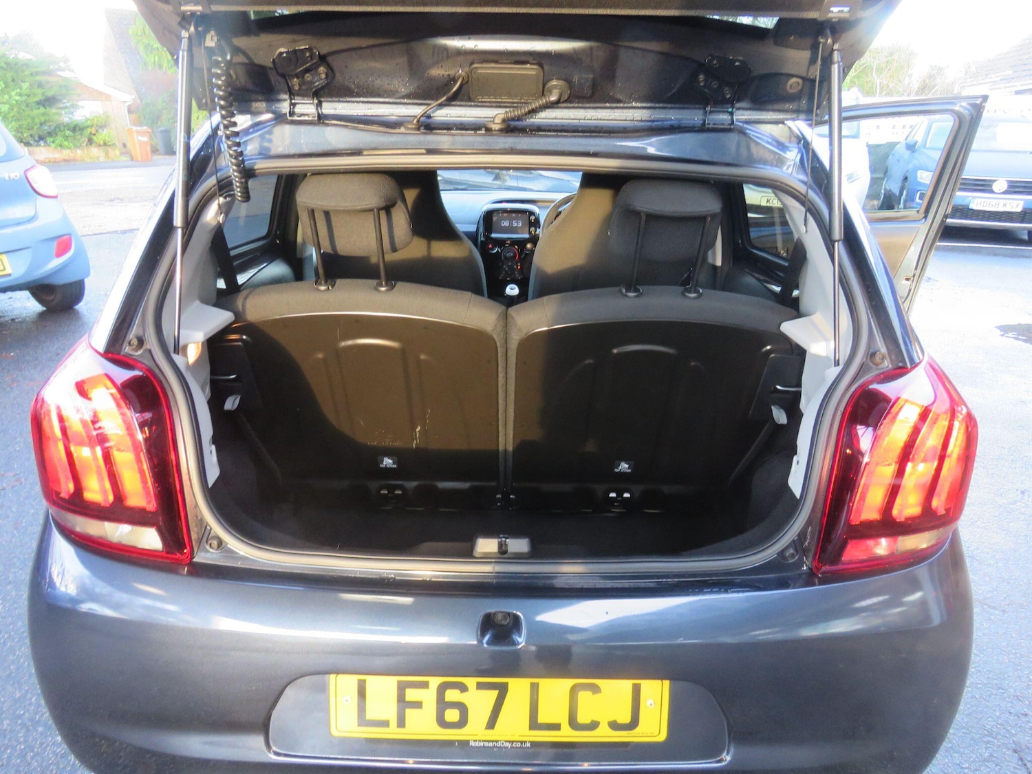 Used Peugeot 108 2017 for sale - 77203984: Photo 34