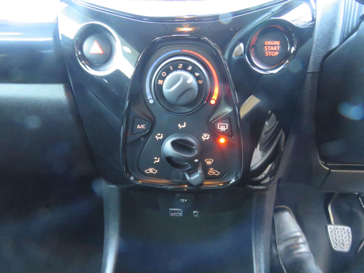 Used Peugeot 108 2017 for sale - 77203984: Photo 39