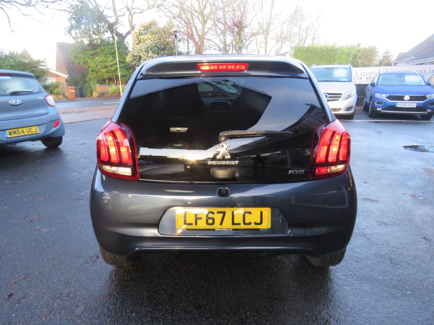 Used Peugeot 108 2017 for sale - 77203984: Photo 6