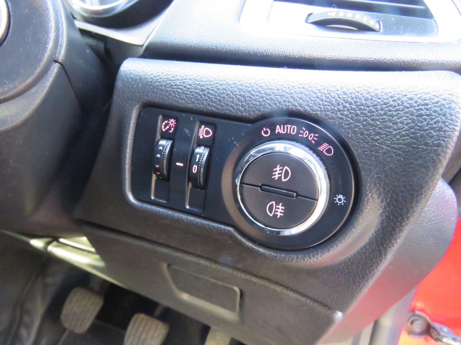 Used Vauxhall Astra GTC 2012 for sale - 77015327: Photo 17