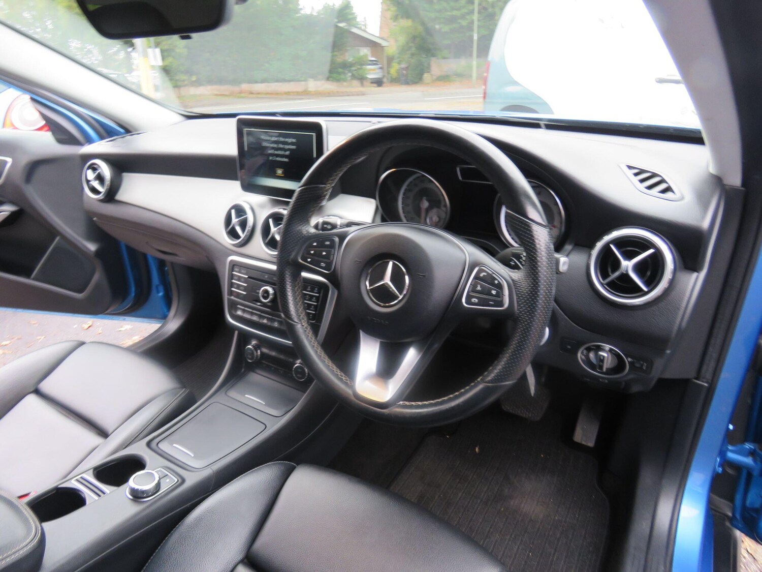 Used Mercedes-Benz GLA 2015 for sale - 76349155: Photo 29