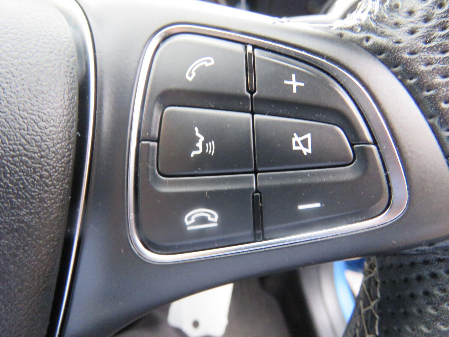 Used Mercedes-Benz GLA 2015 for sale - 76349155: Photo 39