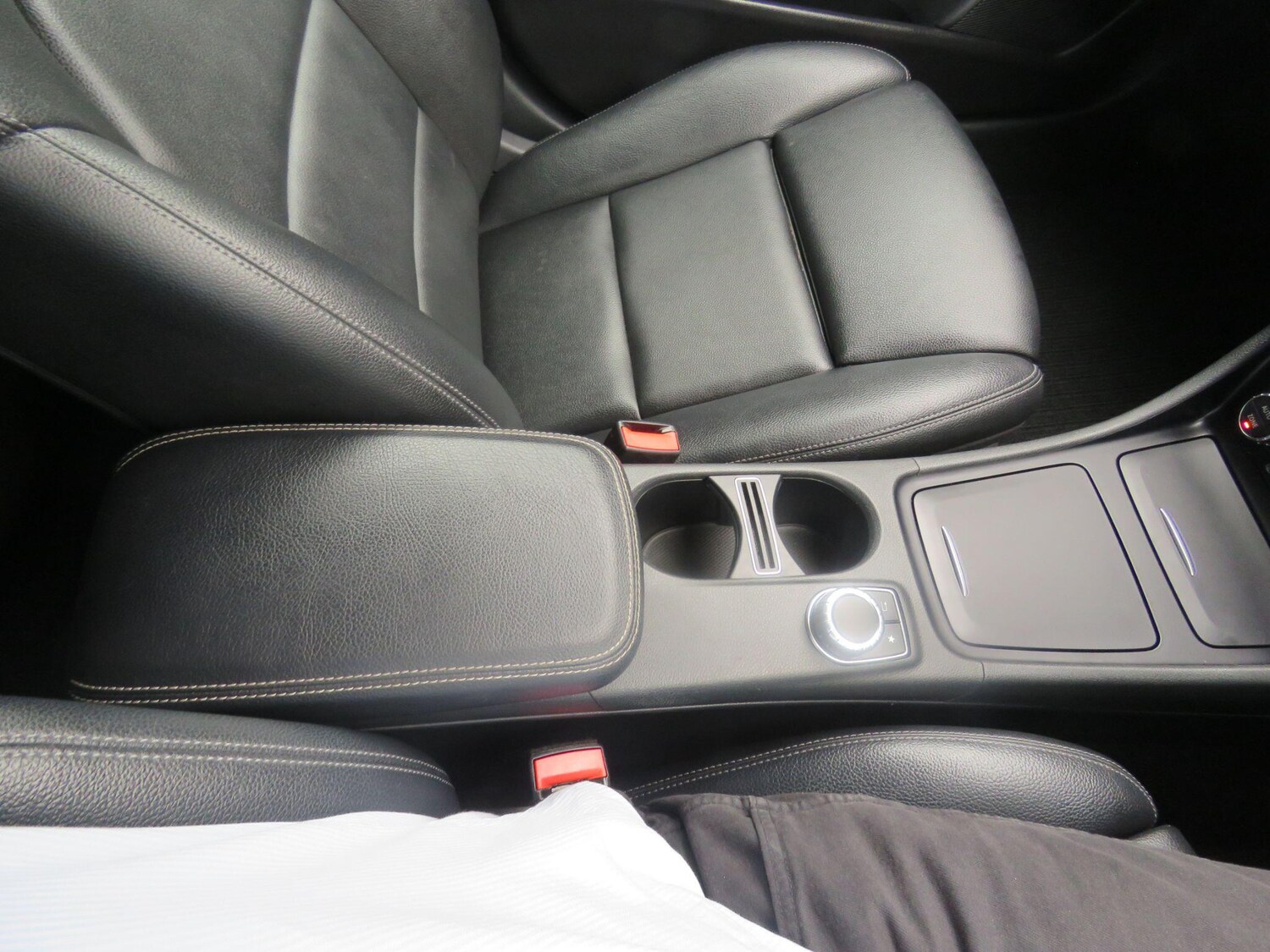 Used Mercedes-Benz GLA 2015 for sale - 76349155: Photo 42