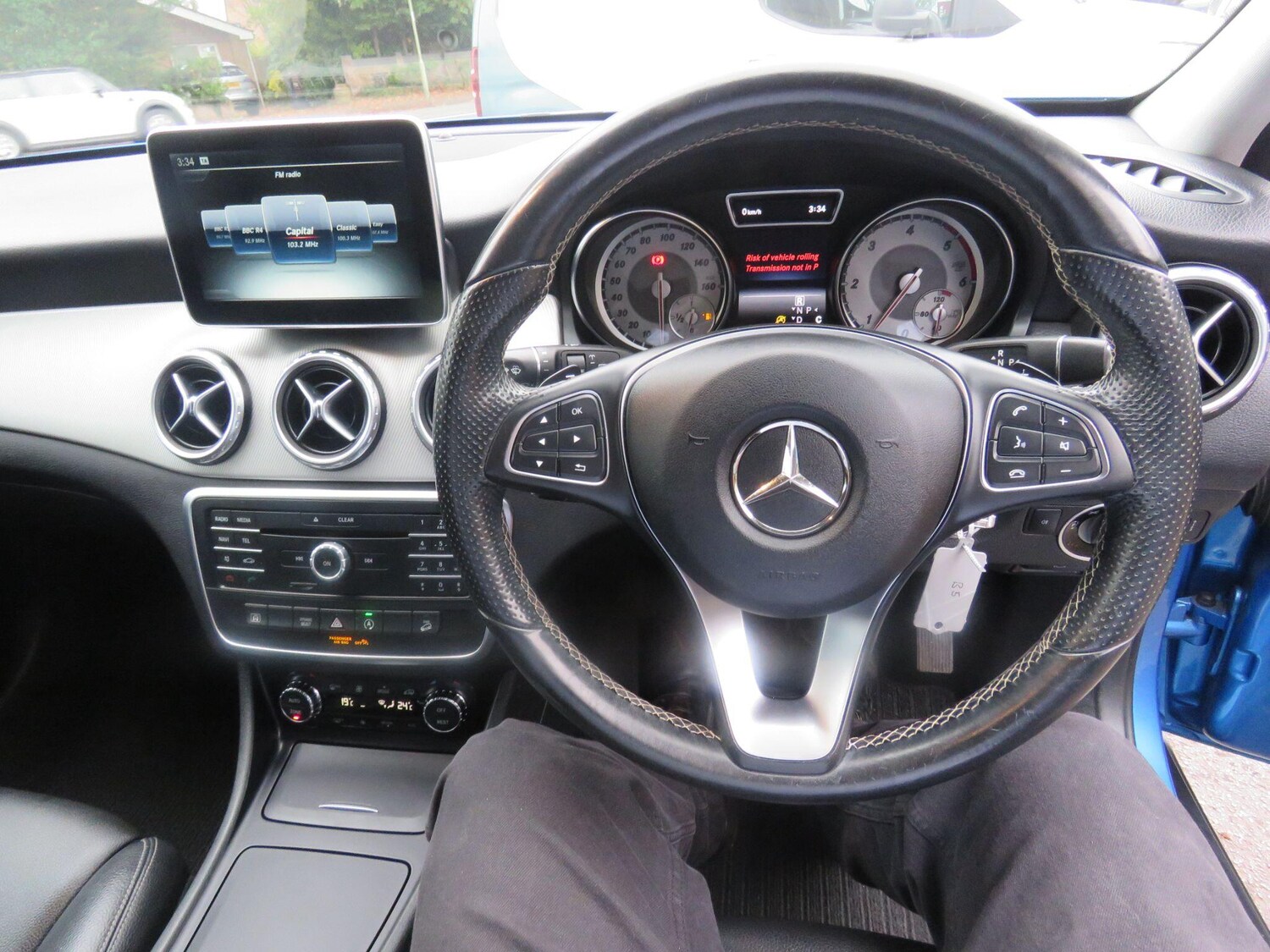 Used Mercedes-Benz GLA 2015 for sale - 76349155: Photo 56