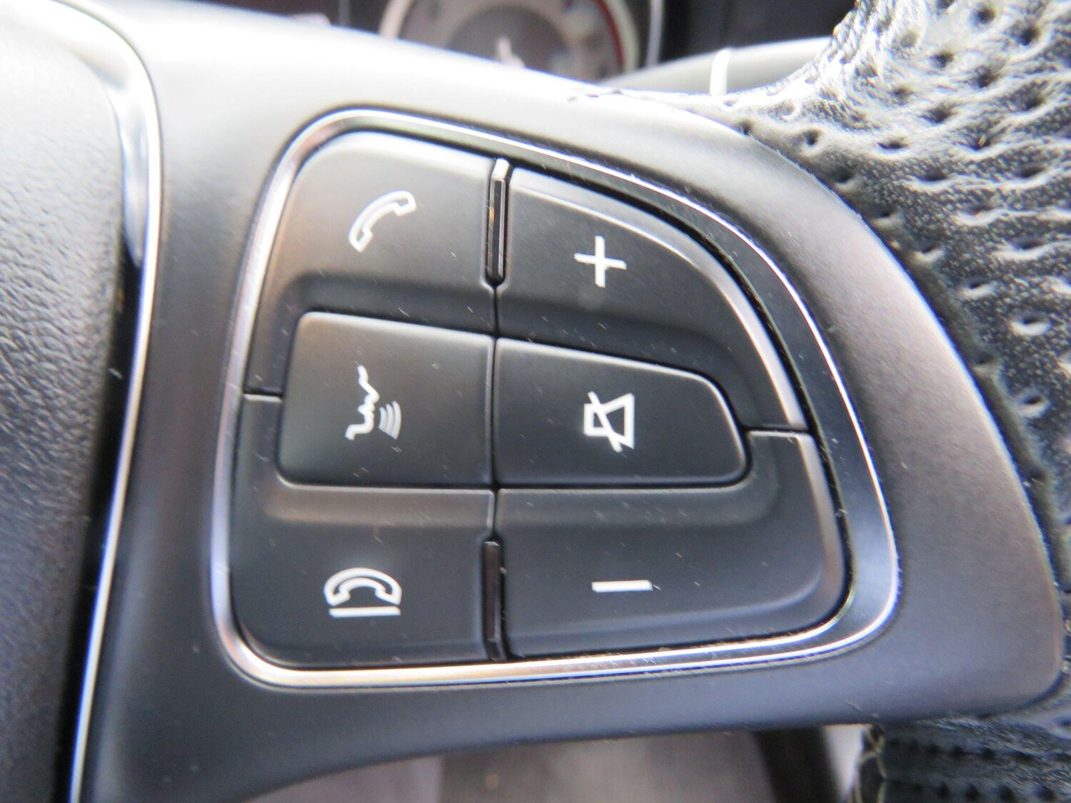 Used Mercedes-Benz GLA 2015 for sale - 76349155: Photo 57