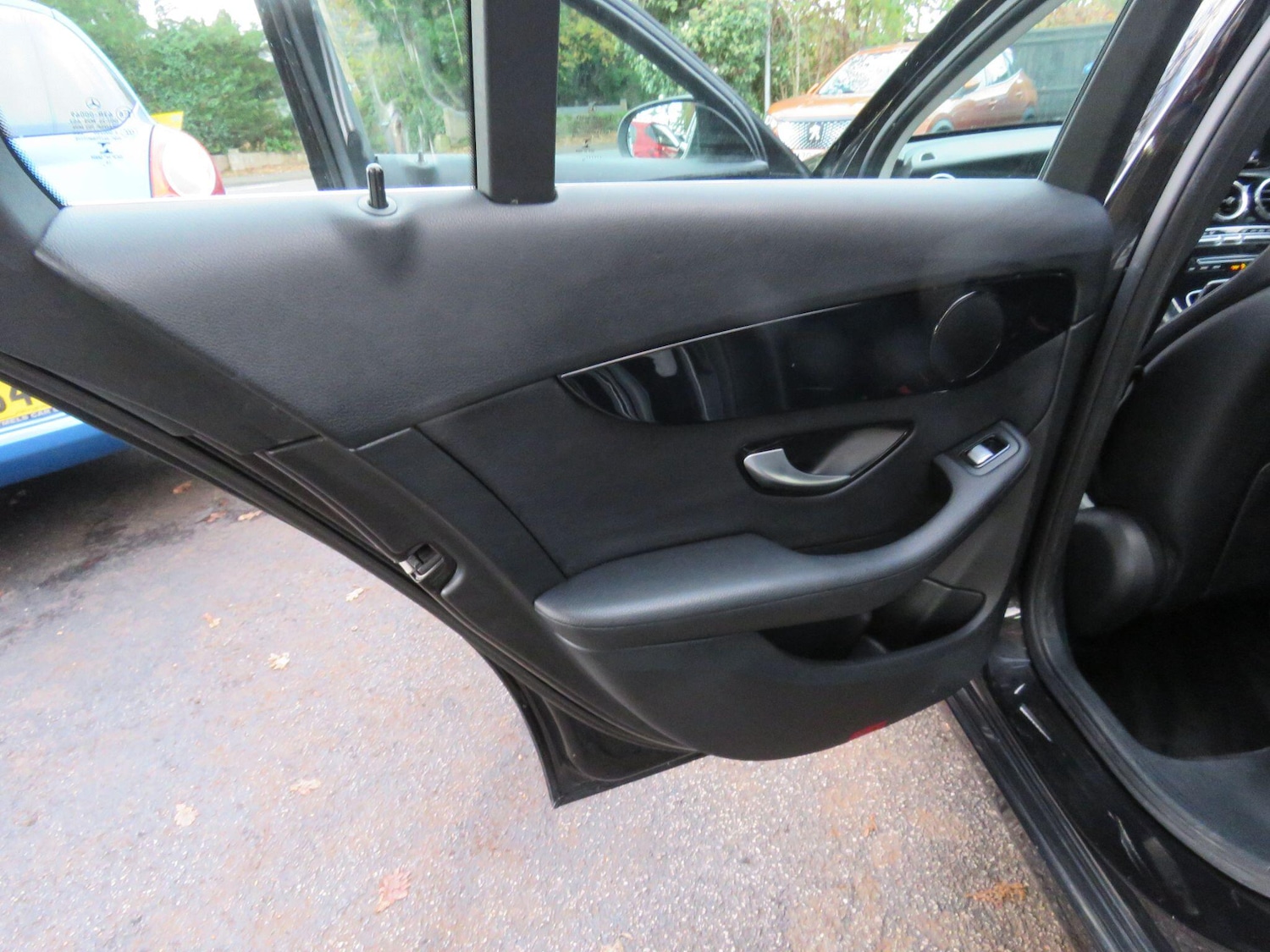 Used Mercedes-Benz C Class 2016 for sale - 76613275: Photo 13