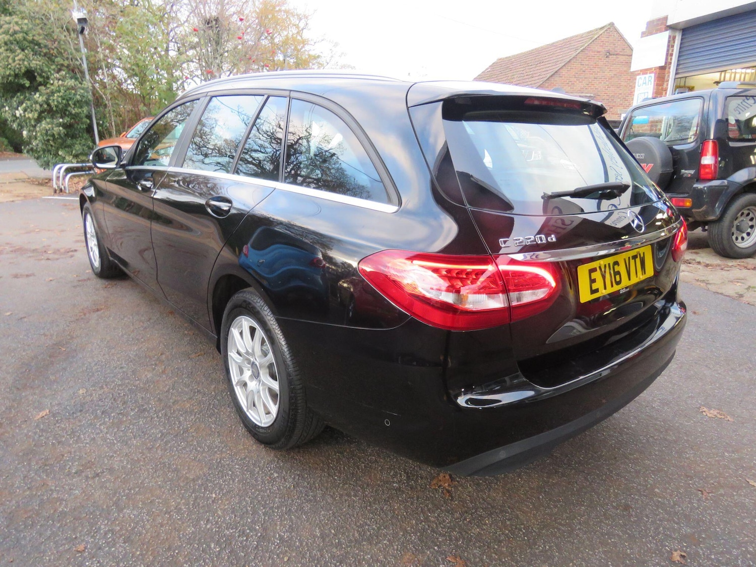 Used Mercedes-Benz C Class 2016 for sale - 76613275: Photo 7