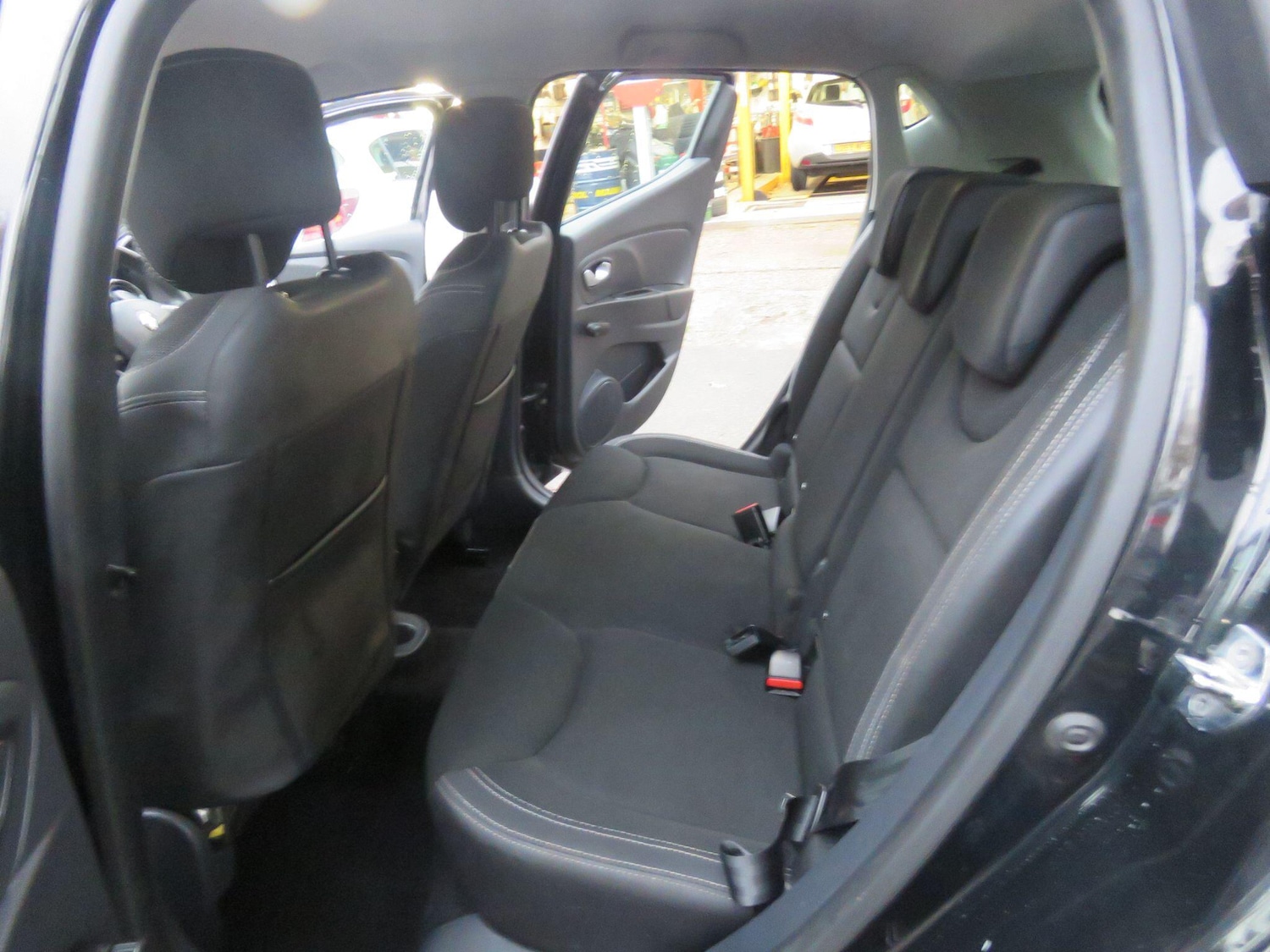 Used Renault Clio 2016 for sale - 76457522: Photo 29