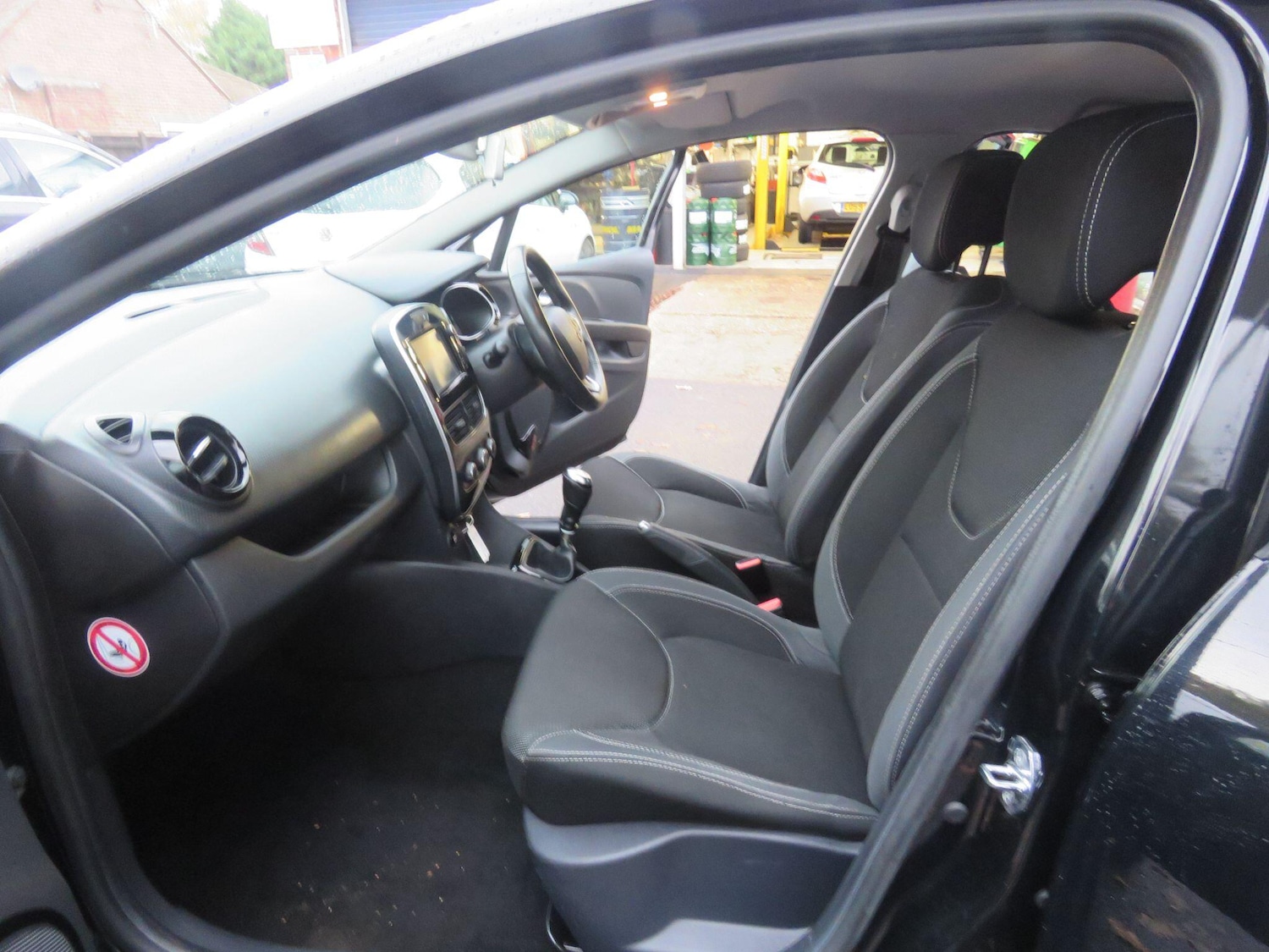 Used Renault Clio 2016 for sale - 76457522: Photo 48